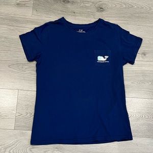 Vineyard Vines size small use blue and pink flag whale